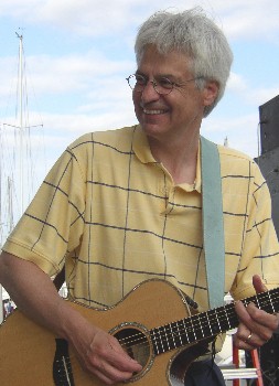 Jim Newsom at Portsmouth's Harbor Daze, June 2004